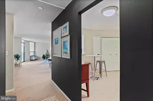 205 E Joppa Rd, Towson, MD 21286 - Photo 9