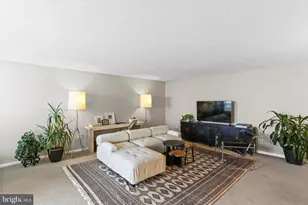 205 E Joppa Rd, Towson, MD 21286 - Photo 5