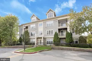 8811 Stoneridge Cir, Baltimore, MD 21208 - Photo 1