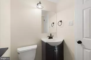 6 New Kent Ct, Catonsville, MD 21228 - Photo 31