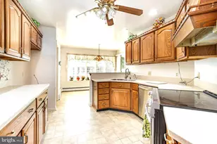 7252 Meadow Ln, Baltimore, MD 21222 - Photo 11