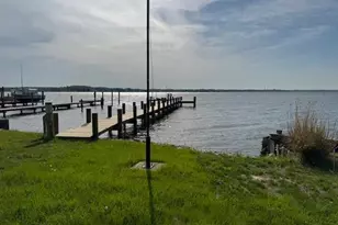 1158 E Riverside Ave, Essex, MD 21221 - Photo 11