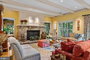 2413 Still Forest Rd, Baltimore, MD 21208 - Photo 9