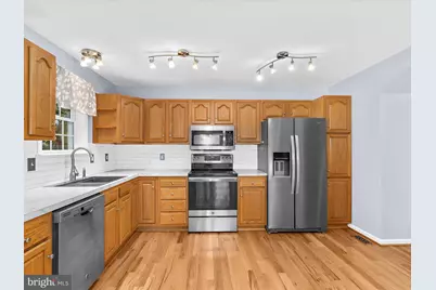 931 Oakleigh Beach Road, Baltimore, MD 21222 - Photo 11