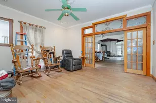 7428 Bay Front Rd, Baltimore, MD 21219 - Photo 11