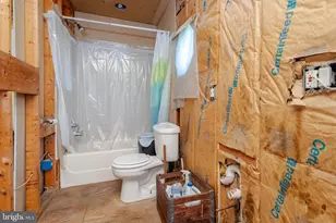 7428 Bay Front Rd, Baltimore, MD 21219 - Photo 27