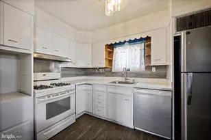 320 S Taylor Ave, Baltimore, MD 21221 - Photo 13