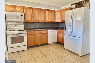 7423 Holabird Avenue, Baltimore, MD 21222 - Photo 9