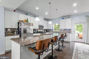 2904 Shaws, Sparrows Point, MD 21219 - Photo 17