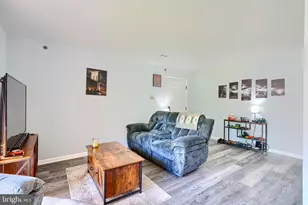 2 Cedar Valley Pl, Essex, MD 21221 - Photo 5