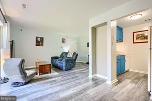 2 Cedar Valley Pl, Essex, MD 21221 - Photo 7