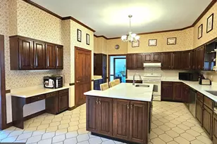 [Address not provided], Cockeysville, MD 21030 - Photo 13