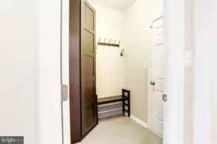 4 Austringer Ct, Baltimore, MD 21208 - Photo 15