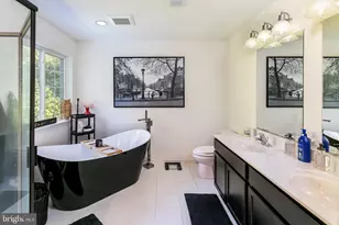 9113 Dogwood Rd, Windsor Mill, MD 21244 - Photo 17