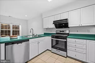 405 Plumbridge Ct, Lutherville Timonium, MD 21093 - Photo 11