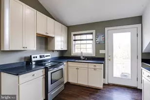 905 Sue Grove Rd, Baltimore, MD 21221 - Photo 95