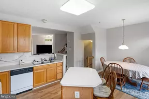 8 Caterham Ct, Baltimore, MD 21237 - Photo 13
