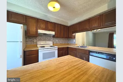 95 Stillwood Circle, Nottingham, MD 21236 - Photo 5