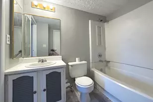 95 Stillwood Cir, Nottingham, MD 21236 - Photo 11