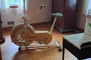 4401 E Joppa Rd, Perry Hall, MD 21128 - Photo 9