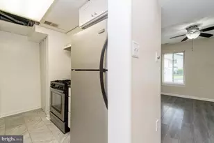 76 King Henry Cir, Baltimore, MD 21237 - Photo 17