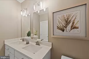 244 Hickory Holw Ct, Cockeysville, MD 21030 - Photo 17