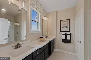 244 Hickory Holw Ct, Cockeysville, MD 21030 - Photo 23