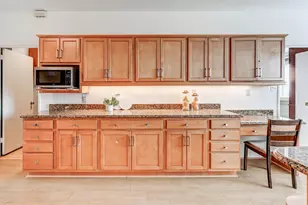 11 Slade Ave, Baltimore, MD 21208 - Photo 15