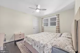 2327 Turkey Point Rd, Essex, MD 21221 - Photo 13