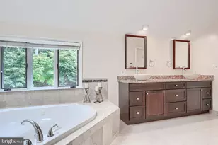 2318 Shaded Brook Dr, Owings Mills, MD 21117 - Photo 77