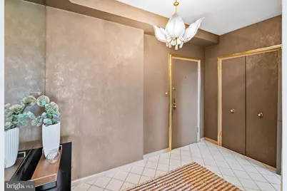 11 Slade Avenue #604, Baltimore, MD 21208 - Photo 5