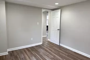 7 Centre Ave, Baltimore, MD 21222 - Photo 19