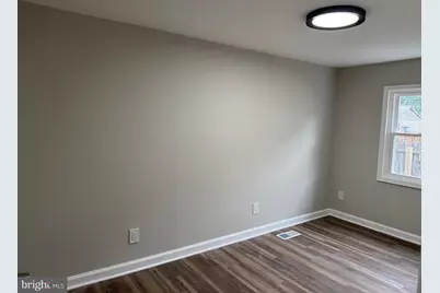 7 Centre Avenue, Baltimore, MD 21222 - Photo 27