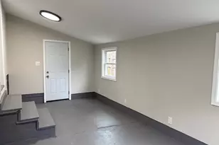 7 Centre Ave, Baltimore, MD 21222 - Photo 35