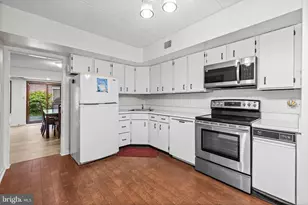 15 Oakridge Ct, Lutherville Timonium, MD 21093 - Photo 21