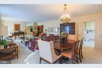 11 Slade Avenue #412, Baltimore, MD 21208 - Photo 15