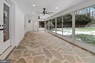 7 Caveswood Ln, Owings Mills, MD 21117 - Photo 15