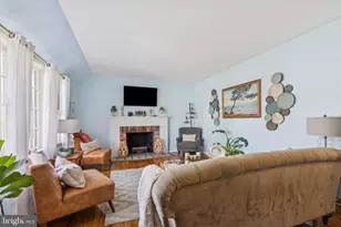 2125 Folkstone Rd, Lutherville Timonium, MD 21093 - Photo 3