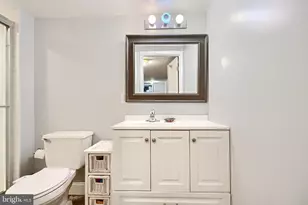 8223 Ruxton Crossing Ct, Towson, MD 21204 - Photo 41