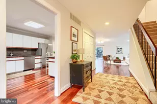 8223 Ruxton Crossing Ct, Towson, MD 21204 - Photo 3