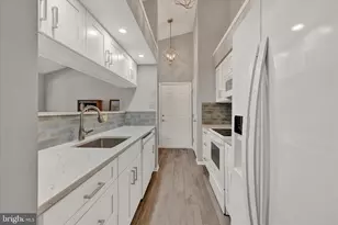 3137 Katewood Ct, Baltimore, MD 21209 - Photo 9