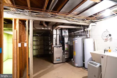 230 N Beaumont Avenue, Baltimore, MD 21228 - Photo 25