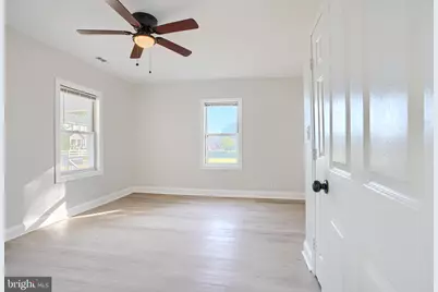 212 N Marlyn Avenue, Essex, MD 21221 - Photo 29