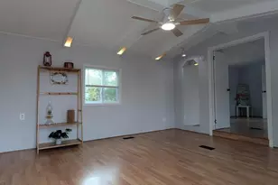 472 Mirabile Ln, Baltimore, MD 21224 - Photo 3