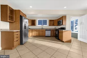 5010 Kenwood Ave, Baltimore, MD 21206 - Photo 9