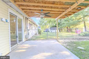 2106 N Rolling Rd, Windsor Mill, MD 21244 - Photo 23