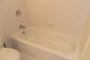 17 Theo Ln, Towson, MD 21204 - Photo 35