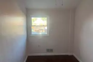 2746 Moorgate Rd, Baltimore, MD 21222 - Photo 9