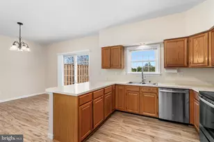 9 Goucher Woods Ct, Baltimore, MD 21286 - Photo 7