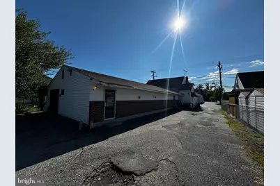 15 S Marlyn Avenue, Essex, MD 21221 - Photo 5